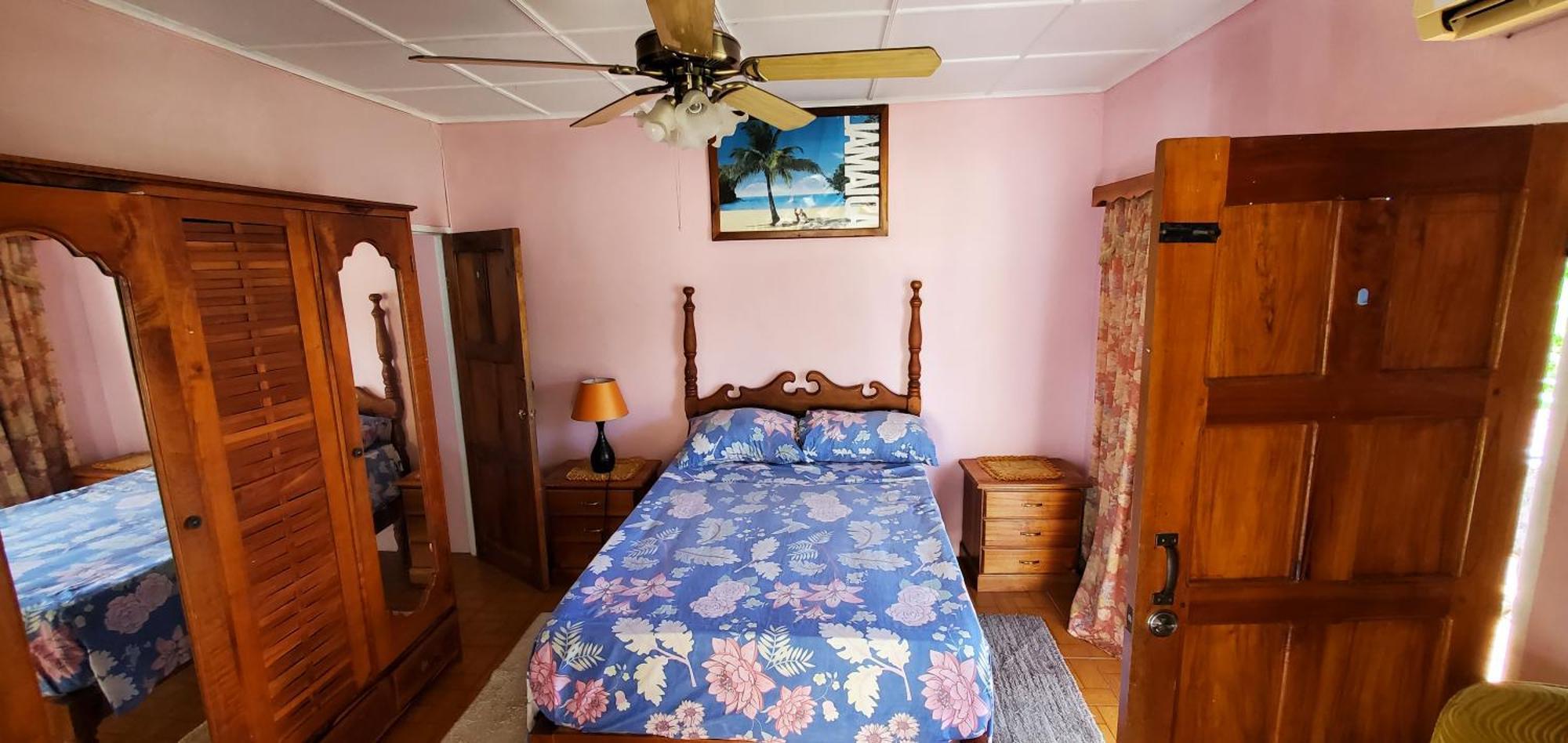 Little Shaw Park Guest House Ocho Rios Exterior photo