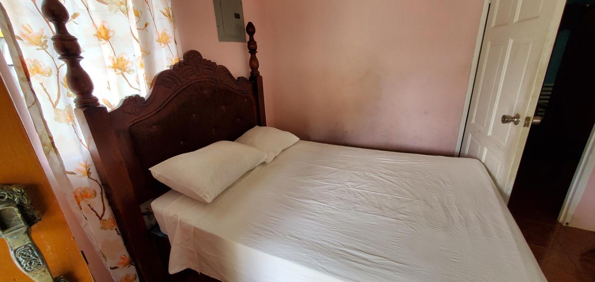 Little Shaw Park Guest House Ocho Rios Exterior photo